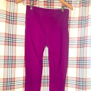 PURPLE ATHLETIC LEGGINGS